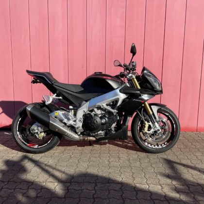 Aprilia Tuono V4 R 2016