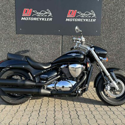 Suzuki VZ 800 Intruder 2011