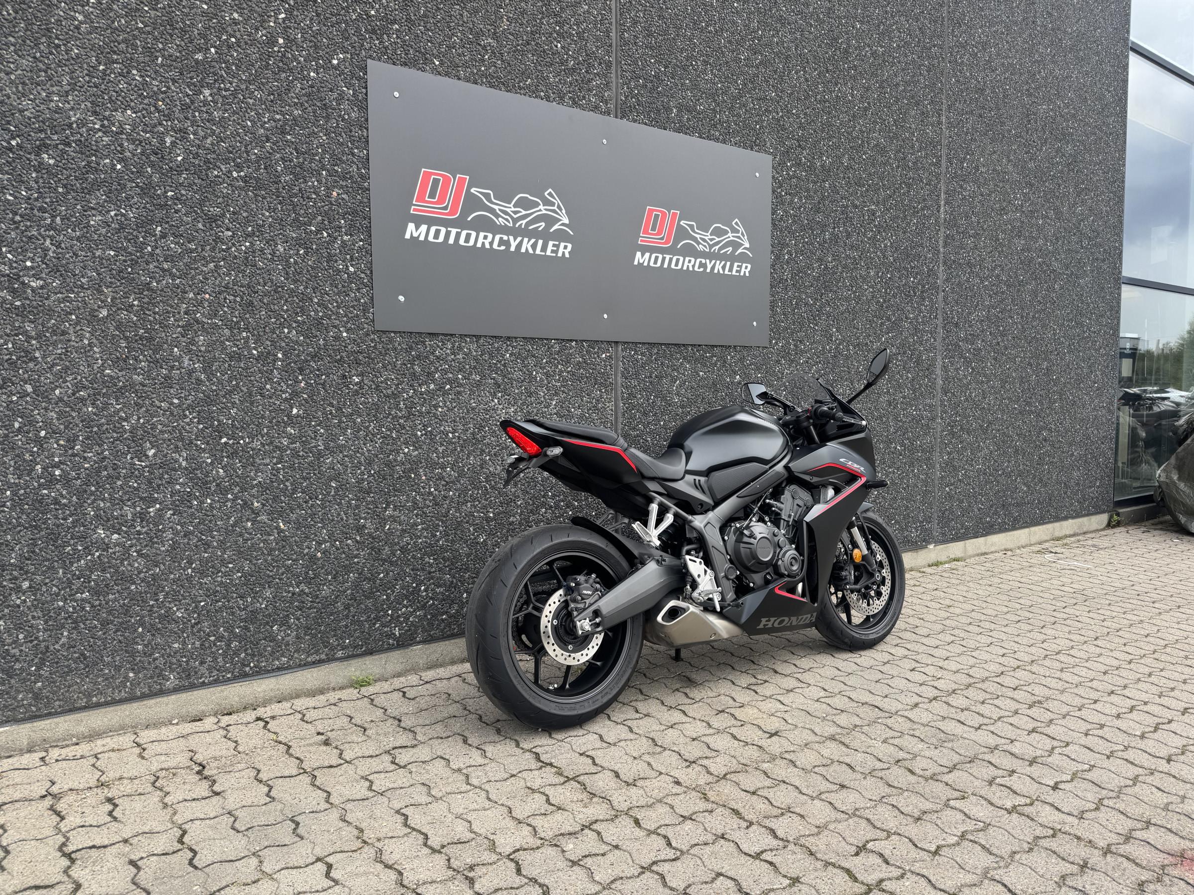 Honda CBR 650 R 2024 - Billede 4